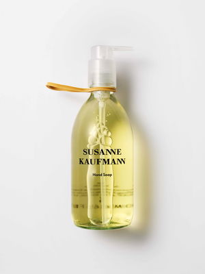 Packshot-HandSoap250ml_bf6684fa-507e-47dc-9e10-4a93ec37eabb