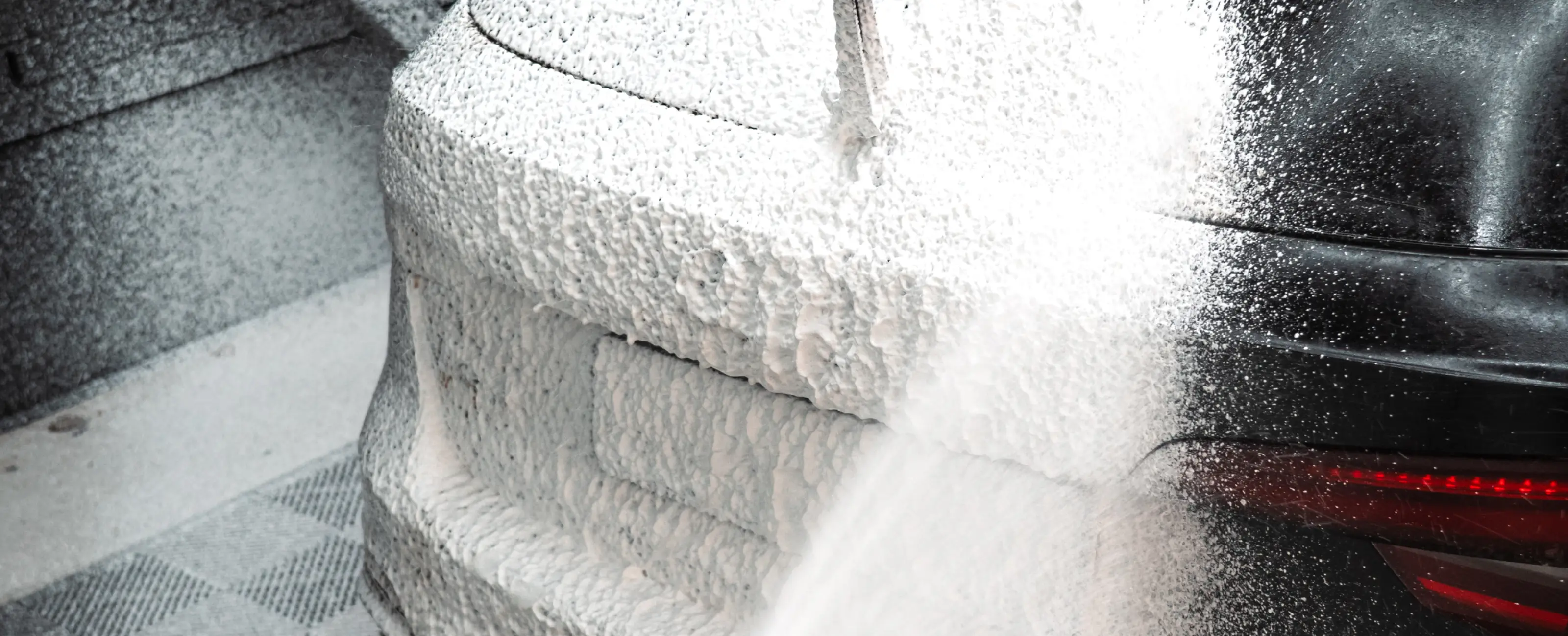 Foam lance och skumtvätt för snabb och effektiv bilrengöring – Elevate Snow Foam, biologiskt nedbrytbar med härlig doft