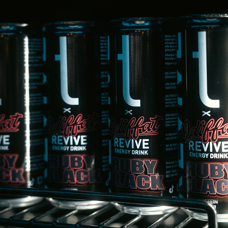 Revive x Odiffat - Ruby Black (Helt flak)