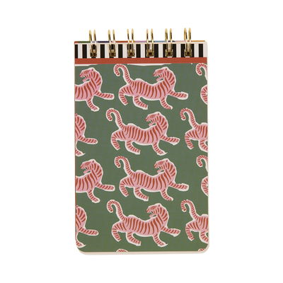 A Dopo Tiger med grönt omslag, mönster av rosa tigrar och spiralbindning i guld. Anteckningsblock, 80 sidor, syrafritt