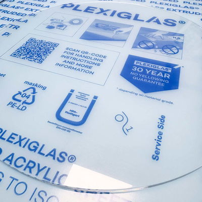 Rund skiva i äkta PLEXIGLAS® XT med skyddsfilm Rund PLEXIGLAS® XT-skiva dia. 750 mm med PE-LD skyddsfilm och 30 års garanti