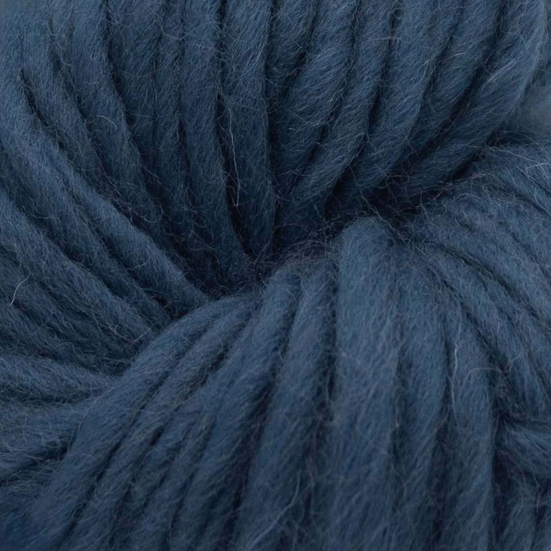Lovikkagarn Jeansblått 100 g Lovikkagarn Jeansblå 100 g i lösspunnen ull för stickning av Lovikkavantar och varma plagg