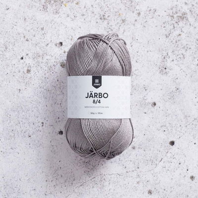 Järbo 8/4 50 gram. Ljusgrått bomullsgarn. 100% bomull.