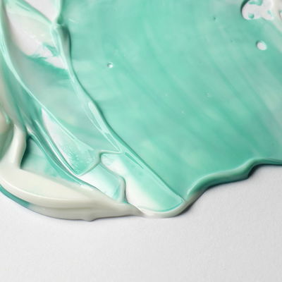 Exempel på användning, Liquitex Gloss medium tillsammans med grönblå färg.