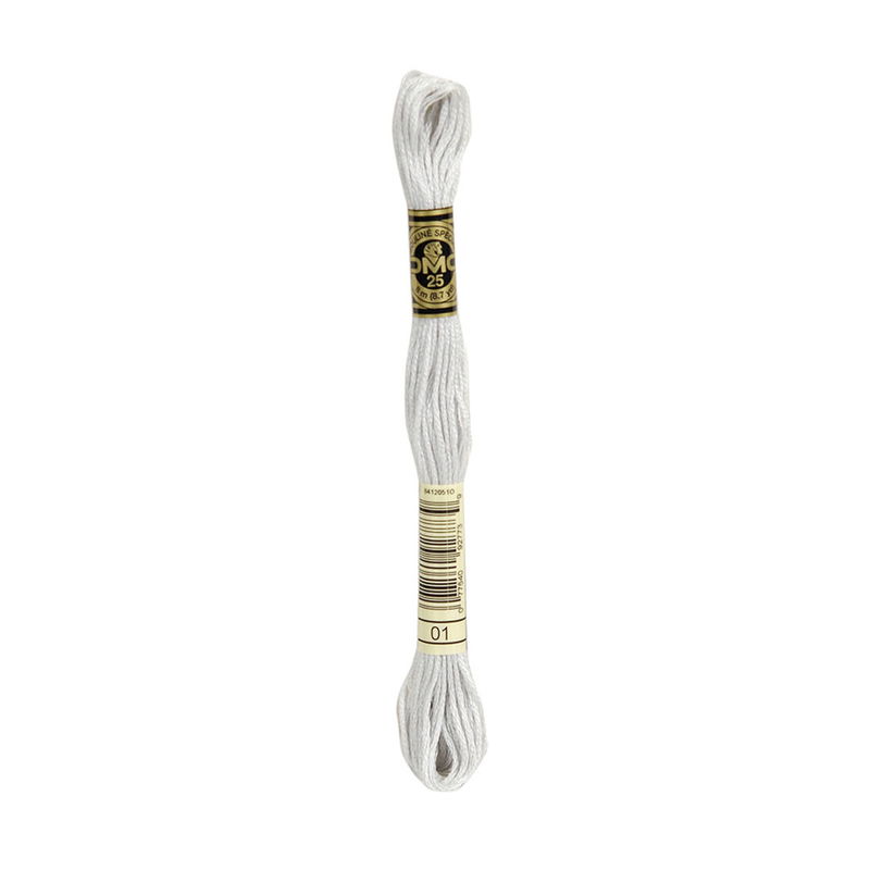 DMC Mouliné Spécial i färgen 01 White Tin broderigarn 8 meter