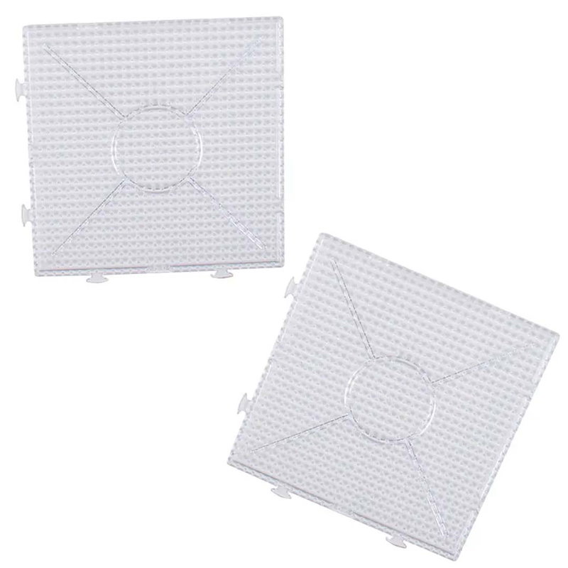 Två transparenta kvadratiska pärlplattor 15x15 cm med byggbara klick-tappar i kanten
