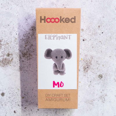 Hooked DIY-kit Amigurumi Elephant Taupe Mo förpackning