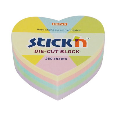 Hjärtformat notisblock i pastell Hjärtformad notiskub i pastellfärger med 250 självhäftande blad, perfekt för att skriva små meddelanden eller kom-ihåg-lappar