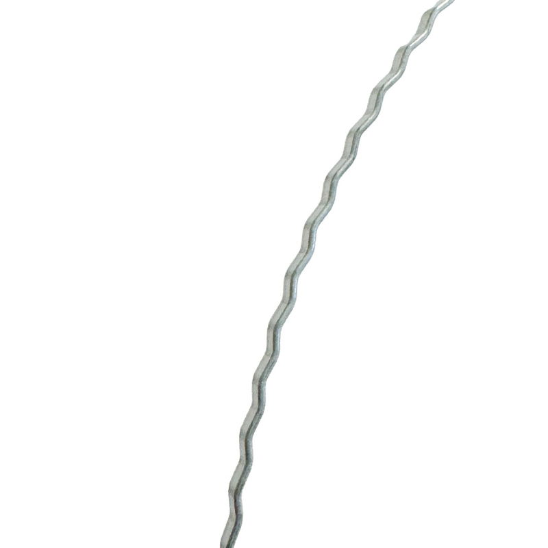 Närbild på veckad metallring 25 cm som visar den vågiga strukturen i metallen