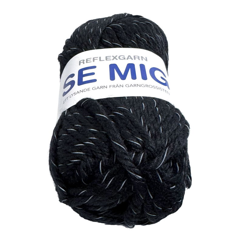 Se Mig Reflexgarn Svart 50 g Se Mig Reflexgarn Svart 50 g med reflextråd för stickning och virkning