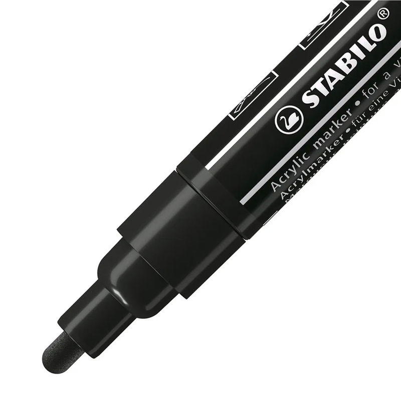 Närbild på spetsen av STABILO FREE Acrylic Marker T300 Black