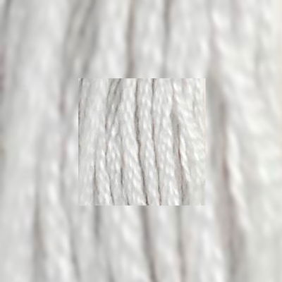 närbild av separerbara 6 trådar bomull White Tin 01