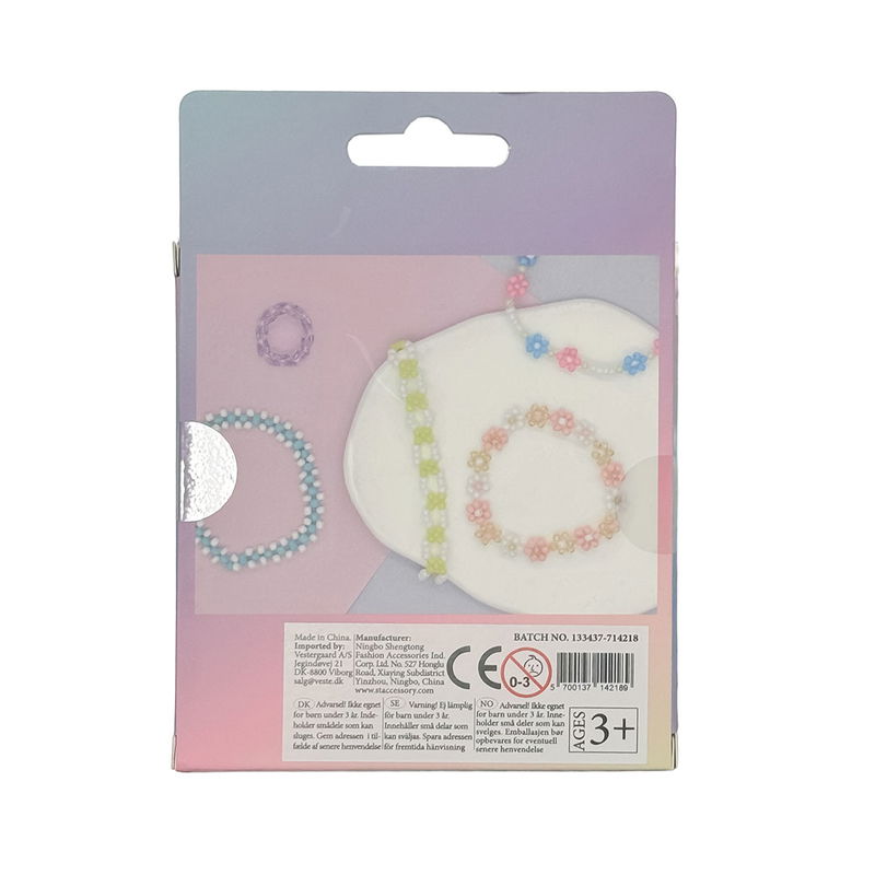 Baksida av glaspärlor blågröna mixade färger 90 g med exempel på armband och halsband