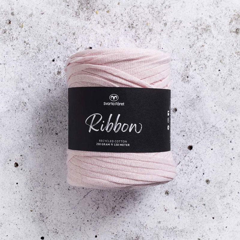 Ribbon Blandgarn, tubgarn, i färgen Pink-A-Boo från Svarta fåret