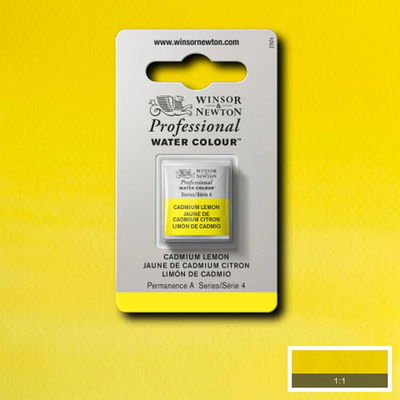 Winsor & Newton Professional Water Colour Cadmium Lemon i halvkopp som visas mot målad bakgrund i samma färg.