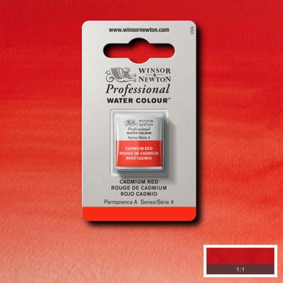 Färgprov och förpackning, Cadmium Red halvkopp Winsor & Newton Professional Water Colour Cadmium Red i halvkopp som visas mot målad bakgrund i samma färg.