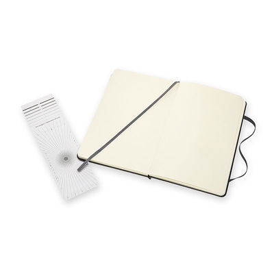 Moleskine art skissblock öppet. Krämfärgade papper 165 gram, A5