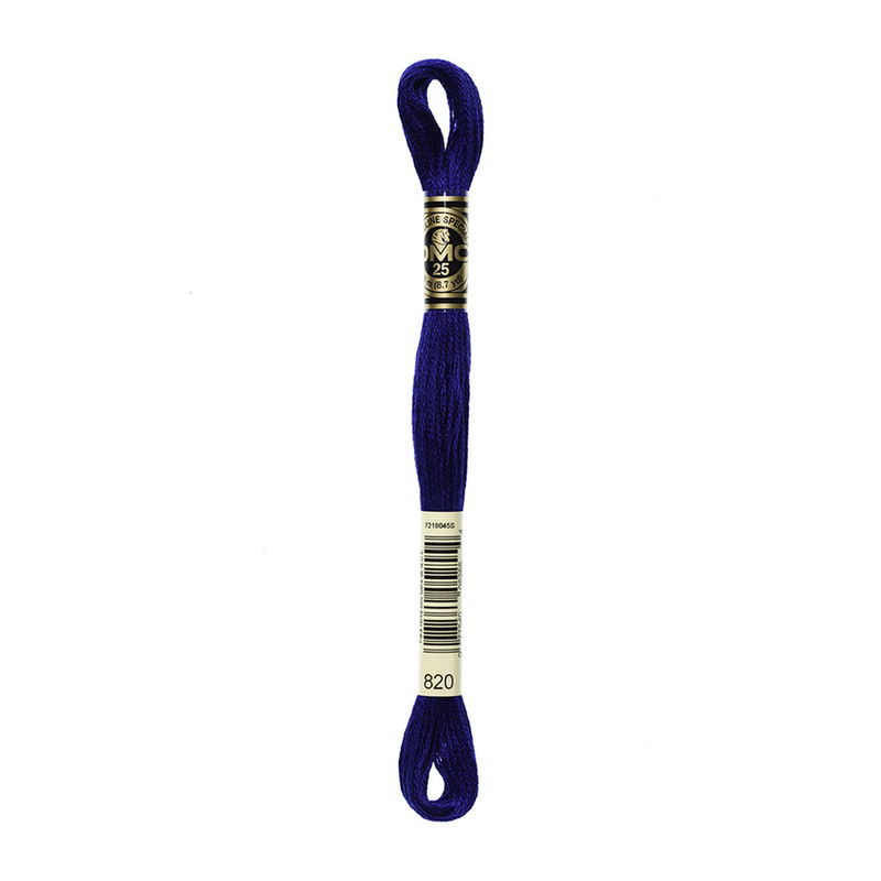 DMC Mouliné Spécial i färgen Very Dark Royal Blue 820 broderigarn 8 meter