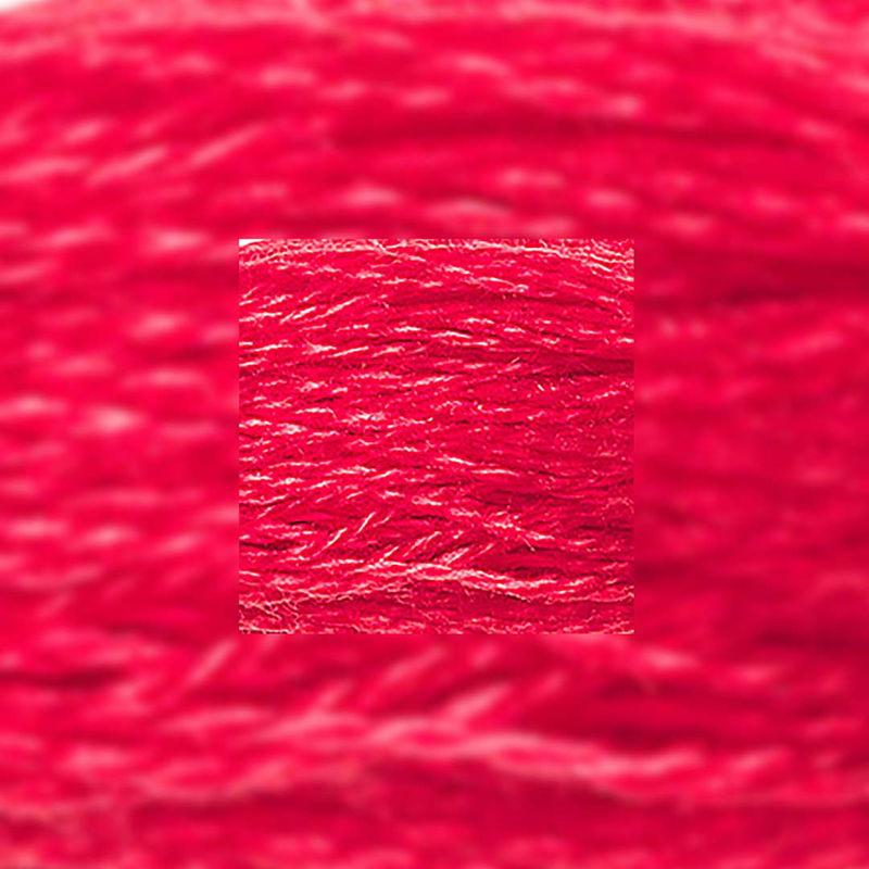 närbild av separerbara 6 trådar bomull Bright Red 666