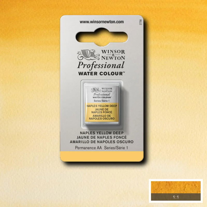Winsor & Newton Professional Water Colour Naples Yellow Deep i halvkopp som visas mot målad bakgrund i samma färg.