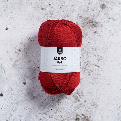 Järbo 8/4 50 gram. Vinröd bomullsgarn. 100% bomull.