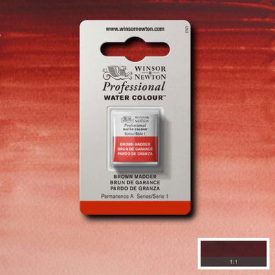 Winsor & Newton Professional Water Colour Brown Madder i halvkopp som visas mot målad bakgrund i samma färg.
