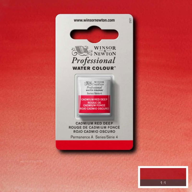 Winsor & Newton Professional Water Colour Cadmium Red Deep i halvkopp som visas mot målad bakgrund i samma färg.
