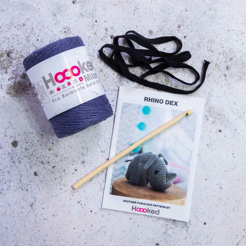 Innehåll DIY-Kit Amigurumi Rhino Dex
