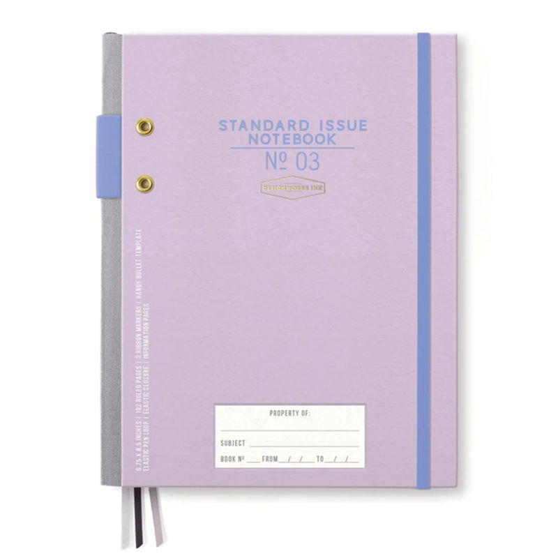 Framsida av Standard Issue skrivbok i Lavender och Periwinkle med guldfoliedetaljer. 192 sidor av hög kvalitet