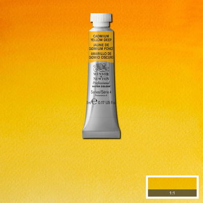 Winsor & Newton Professional Water Colour Cadmium Yellow Deep i 5 ml tub som visas mot målad bakgrund i samma färg.