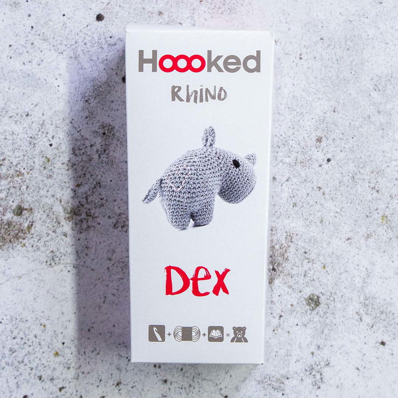 Hooked DIY-kit Amigurumi Rhino Dex förpackning