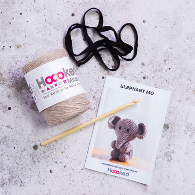 Innehåll DIY-Kit Amigurumi Elephant Taupe Mo