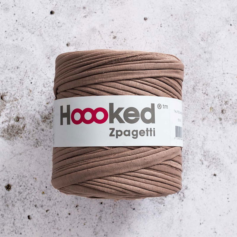 T-shirtgarn Zpagetti taupe. Extra tjockt trikågarn av 100% återvunnen textil
