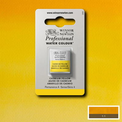Winsor & Newton Professional Water Colour Cadmium Yellow i halvkopp som visas mot målad bakgrund i samma färg.