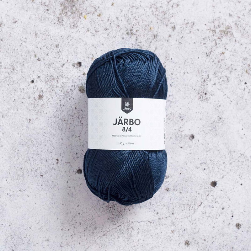 Järbo 8/4 50 gram. Marinblått bomullsgarn. 100% bomull.