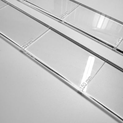 Plexiglas kaveldistanser med graverade måttmarkeringar 5–25 cm för exakt kavling av lera.