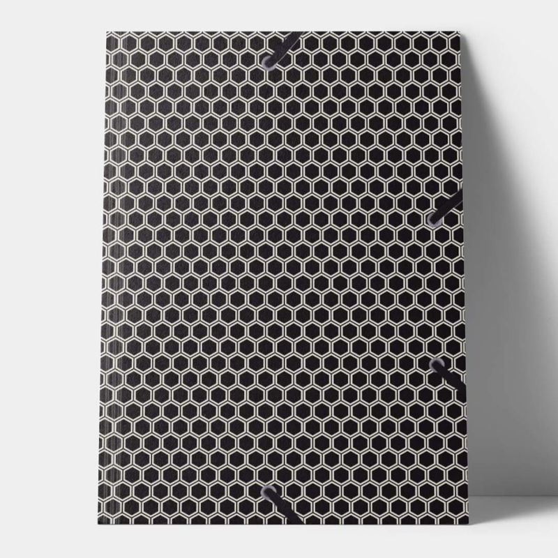 Hexagonmönstrad mapp som rymmer A4-papper upp till 4 cm höjd