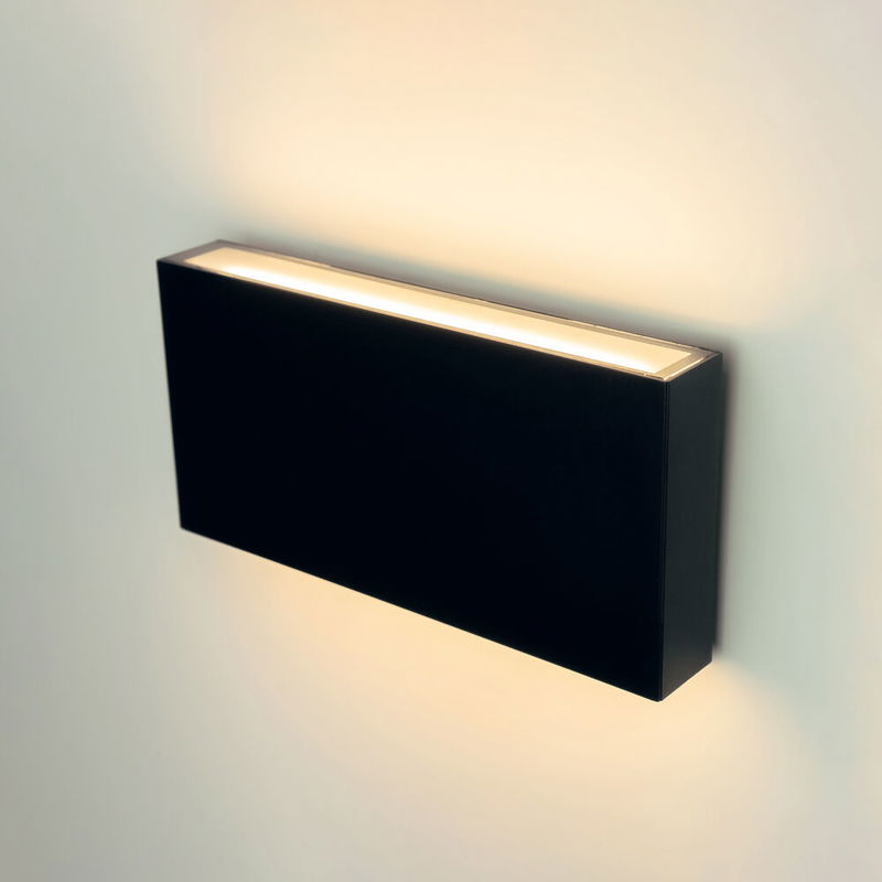 Fasadbelysning 8W | 4000K Neutralvit | IP65 | Svart