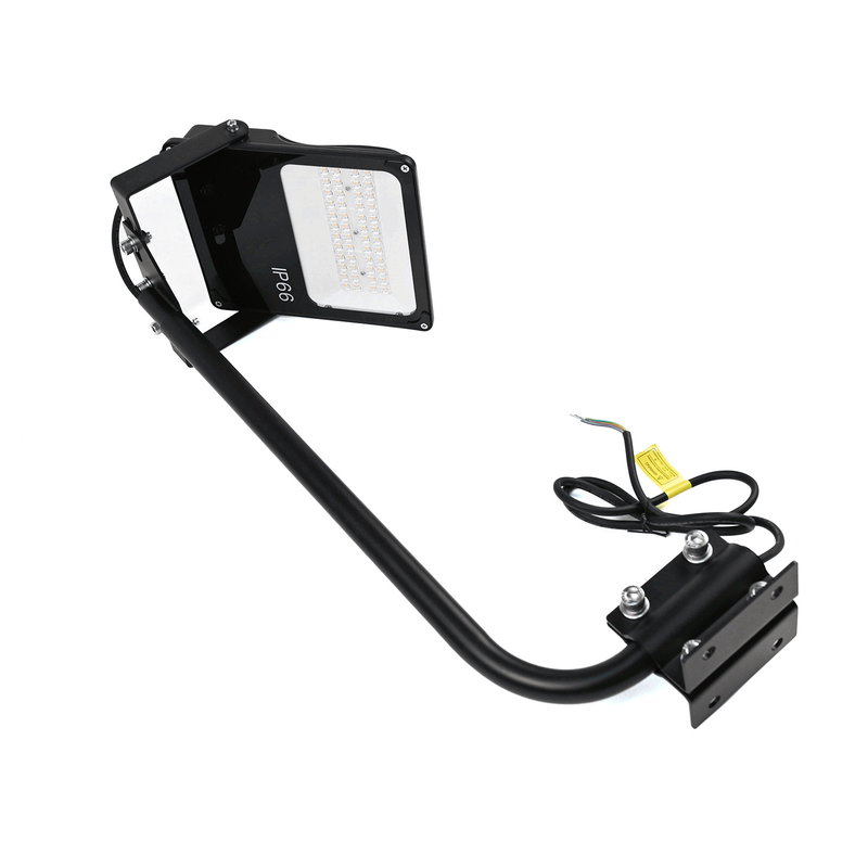 Skylto 30W | 4000K Neultralvit | IP66 | Med 60 cm Arm | Asymmetrisk