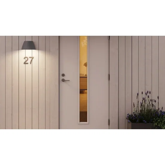 Plejd OUT-02-U Smart Vägglampa 2xUttag Grå