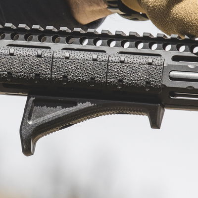 MAGPUL M-LOK ANGLED FORE GRIP