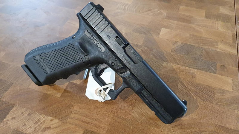 Glock 22 Gen 4, .40 S&W