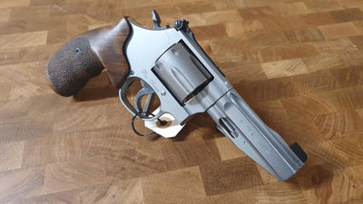 Smith & Wesson 686 SSR .357 Magnum *VMB*