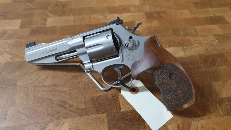 Smith & Wesson 686 SSR .357 Magnum *VMB*