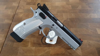 CZ 75 SP-01 Shadow Dualtone, 9x19