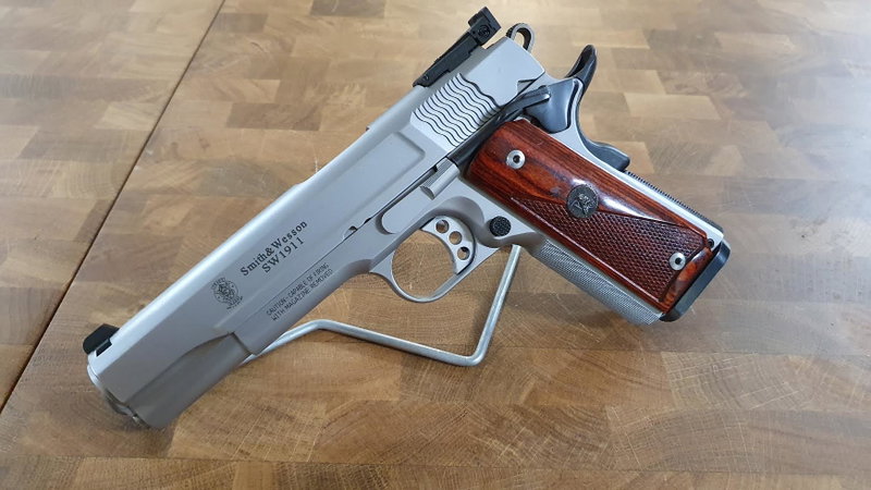 Smith & Wesson SW 1911 Pro Series 5" 9mm