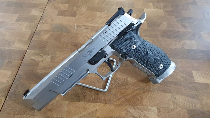 Sig-Sauer P226 X-Six Supermatch 9mm