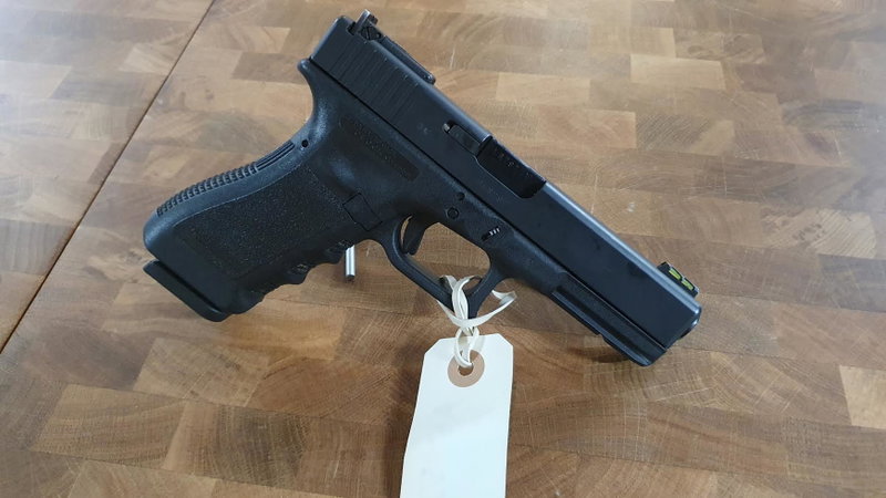 Glock 22 Gen3 .40 S&W + 9mm IGB Pipa