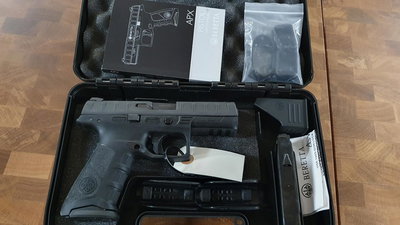Beretta APX 9x19
