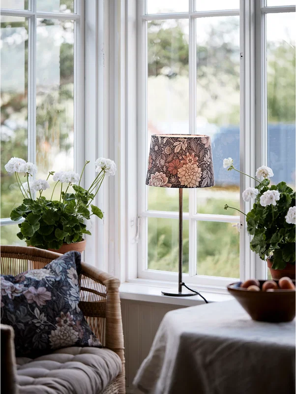 Base Lampfot & Dahlia Lampskärm